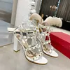 Designer Women Sandals Leather Stud Platform Sandaler Summer Chunky High Heels Hitets skor äkta läder damer Sexiga festskor 9cm 240115