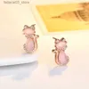 Stud Ny söt Pink Crystal Zircon Cat Gold Color Studörhängen för kvinnor Unik design 2023 Fashionabla Sweet Girl Birthday Present Q240125