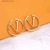 Stud Womens Hoops Earrings for Women Stud Fashion Big Circle Simple Earring Jewelry Luxurys Designer Earings Letter Earring Q240125