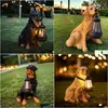 セキュリティ照明犬ガーデンソーラーデコレーションアウトドア照明彫像パワー付きランタン犬ランタンを保持している手作りのドロップ配信l otehk