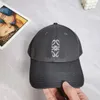 Loewve luksusowy projektant Loe Ball Caps Wysokiej jakości czapki baseballowe pasujące do wysokiej klasy parowych czapek na wiosnę i jesień loewew