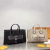 Luxurys diseñadores bolsos bolsos de bolsos altos de calidad para mujeres de moda babión de compra de compra de compra de compra de compras pochette bag293m