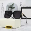 الأزياء الكلاسيكية تصميم نظارة شمسية فاخرة للرجال نساء نظارات شمس الأشعة الشمس UV400 Eyewear Metal Frame Polaroid Lens 8932 مع صندوق