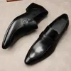 Scarpe eleganti Mocassini da lavoro da uomo italiani di lusso in vera pelle di marca fatti a mano classici a punta da matrimonio sociali per uomo