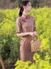 Этническая одежда китайские традиции клетчатки Cheongsam Elegant Slim Vintage с коротким рукавом Daily Dress Женщины ретро мини -Qipao Sexy High Split