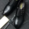 Kleidschuhe Herren Casual Business Mikrofaser Leder Quadratische Zehe Schnürung Herren Büro Wohnungen Männer Mode Hochzeit Party Oxfords