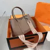 Umhängetaschen Paris Fashion 3 -teilige Set Frauen 2022Crossbodybag Tasche Taschen Echte Handtaschen Geldbörsen Lady Coin Handtasche Schultergurt Pa195j