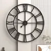 Relógios de parede modernos 3d grandes relógios de parede numerais romanos retro redondo 40cm metal preciso silencioso nórdico pendurado ornamento decoração da sala estar