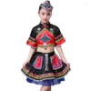 Abbigliamento da palcoscenico Miao Dance Tradition Folk cinese Antico vestito tibetano Costume Hmong Gonne con volant ricamate Esegui