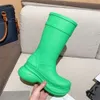 Botas de diseñador para mujer Zapatos Lluvia Goma Botas de lluvia de invierno Plataforma Tobillo Slip-On Medio Rosa Negro Verde Moda de lujo al aire libre 35-42