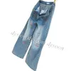 Calça jeans feminina bordada rosa ou branca padrão azul com saco de pó 25942