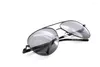 선글라스 2024 클래식 합금 이중 빔 편광 다리 편광 편광 스포츠 휴가 남성 태양 안경 TAC UV400
