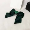 2024SS Women P Family Invertered Letter Triangle Hair Clip Fashion Bowknot Barrettes Classic Girls Hair Smycken HeadDress Accessories Vintage Hair Accessory