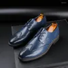 Kleid Schuhe Männer Casual Runde Kappe Brogue Britischen Stil Business Büro Mann Wohnungen Oxfords Für Männliche Formale