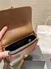 Yeni Tasarım Cowhide Bag Flep Tek Omuz Çantaları Kadın Eğlenceli Lüks Crossbody Cüzdan Moda Trend Alışveriş Satışları Seyahat I Bag Klasik Çok yönlü koltuk altı