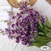 Kwiaty dekoracyjne Symulacja pojedyncza gałąź Orchidea Długo sztuczny stół ślubny El Decor Buquet Fake Rodem