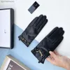 Projektant G Sports Outdoor Plecak żeńskie rękawiczki damskie designerski designerski designerski rękawiczki rękawiczki Męscy gliski zimowe luksusowe rękawiczki ciepłe woo e77g