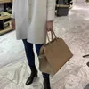 The Row Soft Margaux 15 Tote Bag Dong Jieと同じ秋のファッションと冬の大容量通勤ハンドヘルド女性バッグ240125