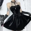 Robes décontractées Vintage Lace Up Mall Gothic A-Line Grunge E-Girl Halter Dos Nu Mini Robe Velours Skinny Femme Alt Vêtements