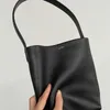 Le grand sac fourre-tout en cuir de la rangée la capacité de la rangée petit minimalisme populaire Parktote Litchi Match Back Back Sac à bandoulière Femmes 240125