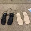 S Summer Women Sandals Gladiator سميث منصة مسطحة الأحذية الأزياء عبر حذاء حذاء Fahion Cro
