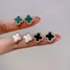 Van-Clef & Arpes Earrings Designer Original Quality Luxury Fashion Women Simple And Personalized Leaf Green Clover Earrings 925 Silver Needle Beauty Popular Jewelry