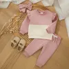 Set di abbigliamento Neonate Set di vestiti autunnali invernali Carino adorabile Volant Manica lunga Felpa Pantaloni Fascia 3 pezzi Set Abiti casual per bambini