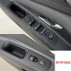 車のスタイリングブラックカーボンデカールカーウィンドウリフトボタンスイッチパネルカバートリムステッカー4 PCS/セットヒュンダイELANTRA CN7 2021-23