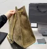 Projektant - torby na zakupy torby na ramię skórzane litery mody zamykające zamykanie kieszeni duże kieszenie pojemnościowe klasyczne torebki torebki