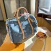 24SS Womens Luxurys Designers Denim Tote Bag Blommor Kudde axelband Crossbody Women Handväska Pouch Purse 25/30/40cm