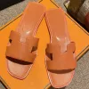 Kvinnors sandaler kvinnors tofflor mode lyxiga blommiga tofflor läder gummi lägenheter sandaler sommar strandskor loafers växlar bottar skjutreglage