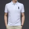 Mens T-shirts Ny klassisk broderad polo-skjorta 2023 Trendiga varumärke Summer Mens Shirt Short Sleeve Top Mens Business Casual T-shirt T240126