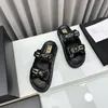 Mulheres designer sandálias chinelos de couro genuíno preto branco mulheres homens frente cinta praia sliders moda verão sapatos tamanho 35-42