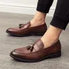New Luxury Designer Men's Black Brown Tassels Patent Leather Casual Driving Shoes Formal Wedding Dress Homecoming Loafer