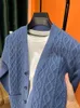 Maglioni da uomo leggero lusso moda retrò maglione jacquard cardigan autunno tasca casual scialle lavorato a maglia