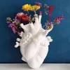 Forme de coeur Vase à fleurs Vase en résine récipient de fleurs séchées Vases Pots Sculpture du corps Pot de fleur de bureau décoration de la maison ornements 240123