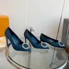 مضخات كريستال عالية الكعب أحذية 7/9cm نساء Slingback مسطح الباليه المتسكعون المصمم شريحة على الصنادل الأنيقة مثير أخمص القدمين المدببة من الجلد