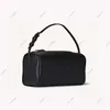 Gère la ligne en cuir Margaux Top Belt Sac à main sacs de luxe Détail de fermeture des femmes de luxe Double épaule de mode