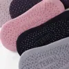 Спортивные носки Носки для йоги Женские хлопковые силиконовые нескользящие полотенца для пилатеса No-Show Barre Sock YQ240126