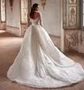 Abito da sposa di lusso con spalle scoperte 2024 Collo trasparente maniche lunghe Paillettes Perline A-line Corte dei treni Principessa Dubai Abiti da sposa Vestido De Novia