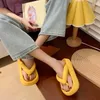 Terlik Moda Kalın Platform Flip Flops Kadın Plaj Sandalları Yumuşak Vintage Anti-Slip Ters Terlik Çift Açık Yaz Plajı Eva Erkekler Slaytlar2401