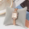Женские роскошные квадратные модные водонепроницаемые кварцевые часы из сплава с браслетом