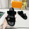 Klassieke heren- en damesslippers Zomer Luie designer sandalen Strandslippers Gedrukte pantoffels Binnenbadslippers Leren heren sandalen met riemgesp 35-45