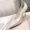 Bruiloft lakleer Pumps hak 9,5 cm hoge puntige neus stiletto hakken Avond Witte instappers dames luxe ontwerpers fabrieksschoenen met doos