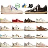 Stilista Scarpe casual Italia Marchio di lusso Ball Star Donna Uomo Scarpe da ginnastica basse OG Scarpe da ginnastica in pelle scamosciata fatte a mano Glitter oro Tomaia Basket Argento Vintage