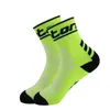 Sportstrumpor 1Pair Breattable Sweat-Absorbent Mid-Calf Socks for Cycling Sports Socks for Men Women YQ240126