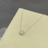 Original 1to1 Van CA quatre collier kaléidoscope de trèfle de feuille de version haute pour les femmes avec taille rugueuse et chaîne de clavicule cloutée de diamant célébrité Internet l1K6C