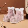 Boots Girls 'Hanfu -skor broderad kinesisk stil Plush Autumn Winter Cotton Princess Ancient Non Slip Children's