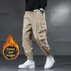 Pantalones para hombres Hombres Invierno Carga Elástico Cintura Elástica Cordón Multi Bolsillos Jogger Pantalones Color Sólido Grueso Forro Polar Trou al aire libre