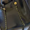 Bolso de diseñador Estilo de Europa y Estados Unidos Sentido de alto grado Gran capacidad Bolso de mano Bolso de moda para mujer Bolso de hombro Bolso diagonal con cadena